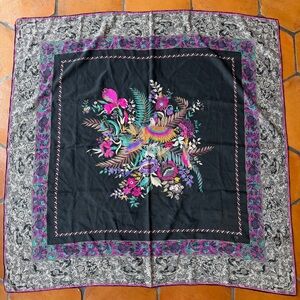 VINTAGE LUXURIOUS FLORAL BIRD SHAWL SCARF HAND ROLLED OLD MONEY COCKTAIL PARTY